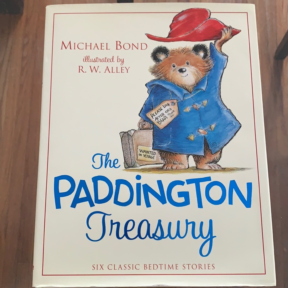The Paddington Treasury book collection.  📚📖